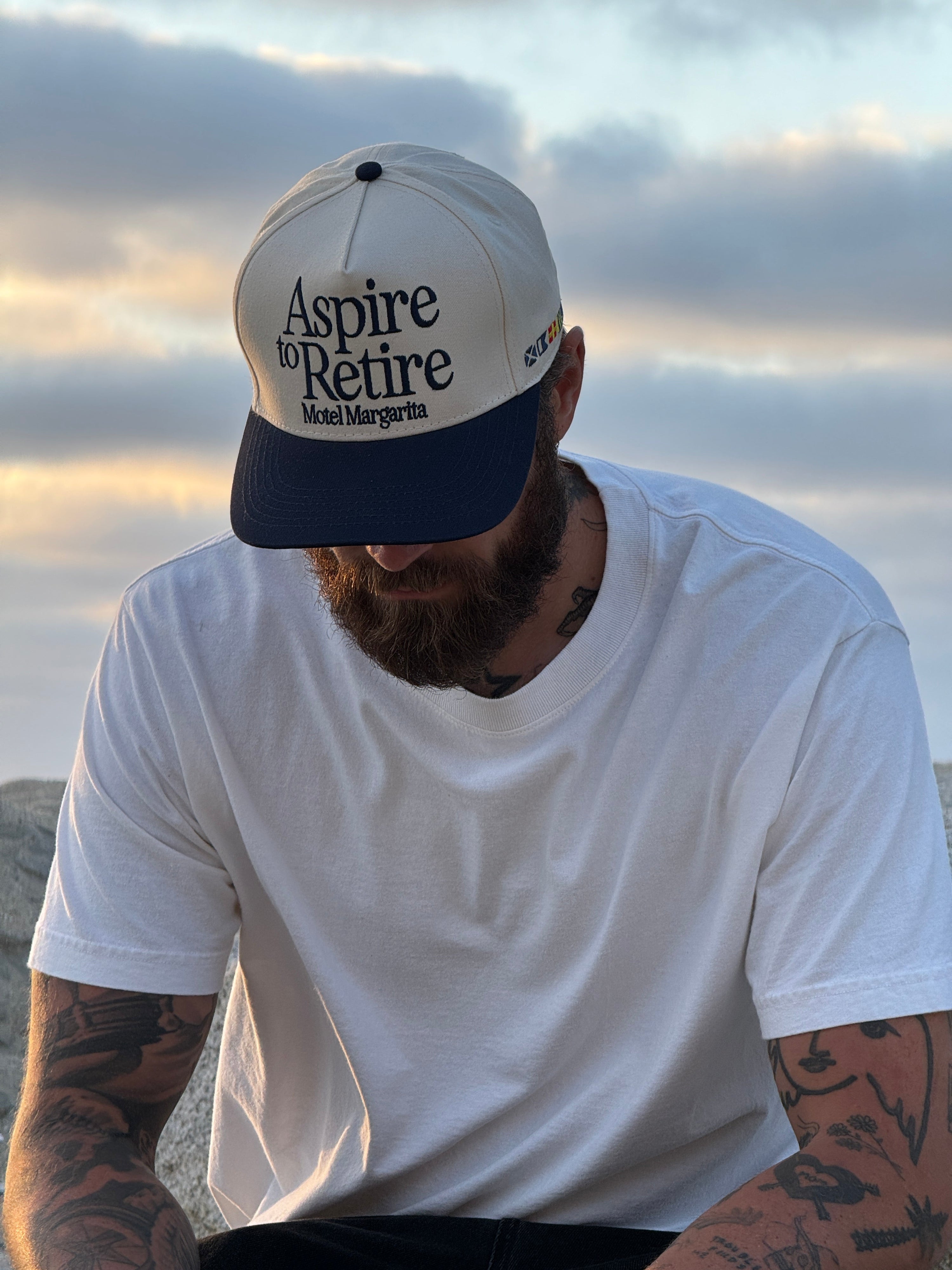 Aspire Regatta Hat - Bone/Navy